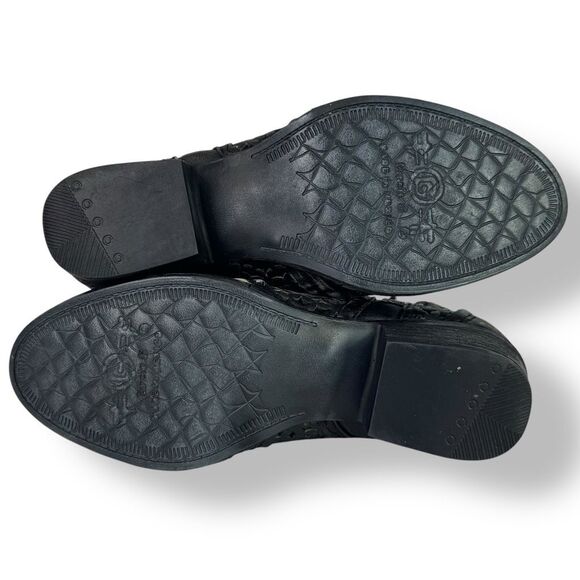 Circle G Black Ankle Booties with Laser-Cut Design - Picture 11 of 13